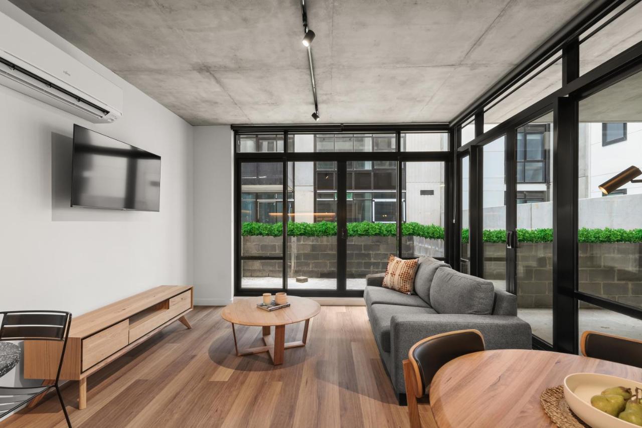 Rambla At Solarino House Aparthotel Мелбърн Екстериор снимка
