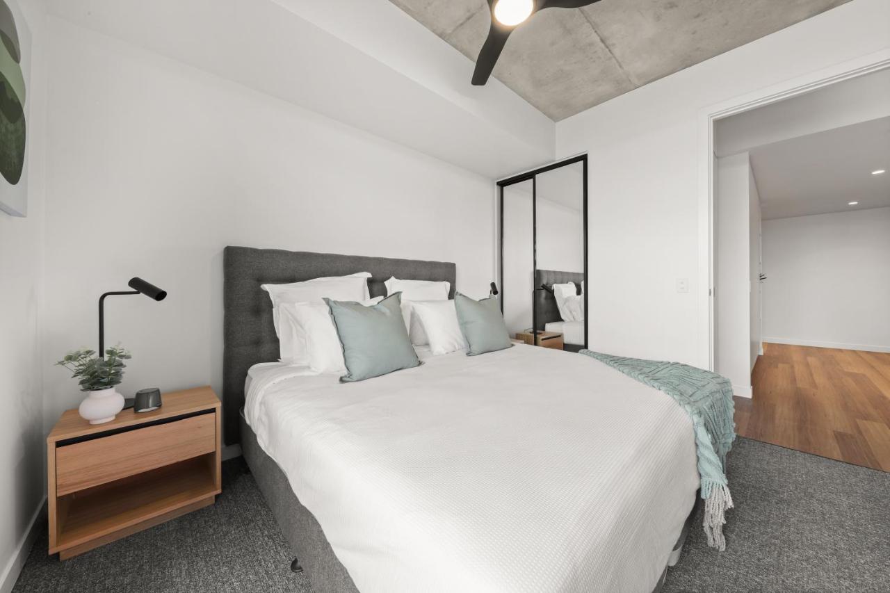 Rambla At Solarino House Aparthotel Мелбърн Екстериор снимка